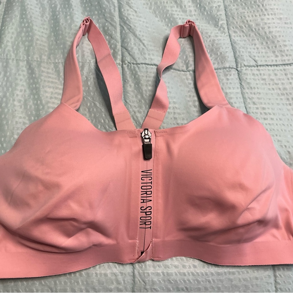 Victoria Sport Incredible Knockout Ultra Max Pink Front-Zip Sports Bra